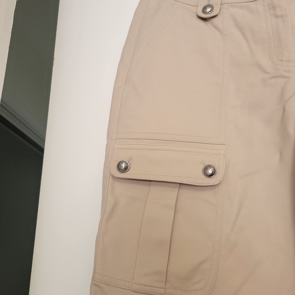 ST. JOHN‎ Women Beige Cargo Bermuda Shorts Size 6 Silver Hardware - Picture 6 of 9